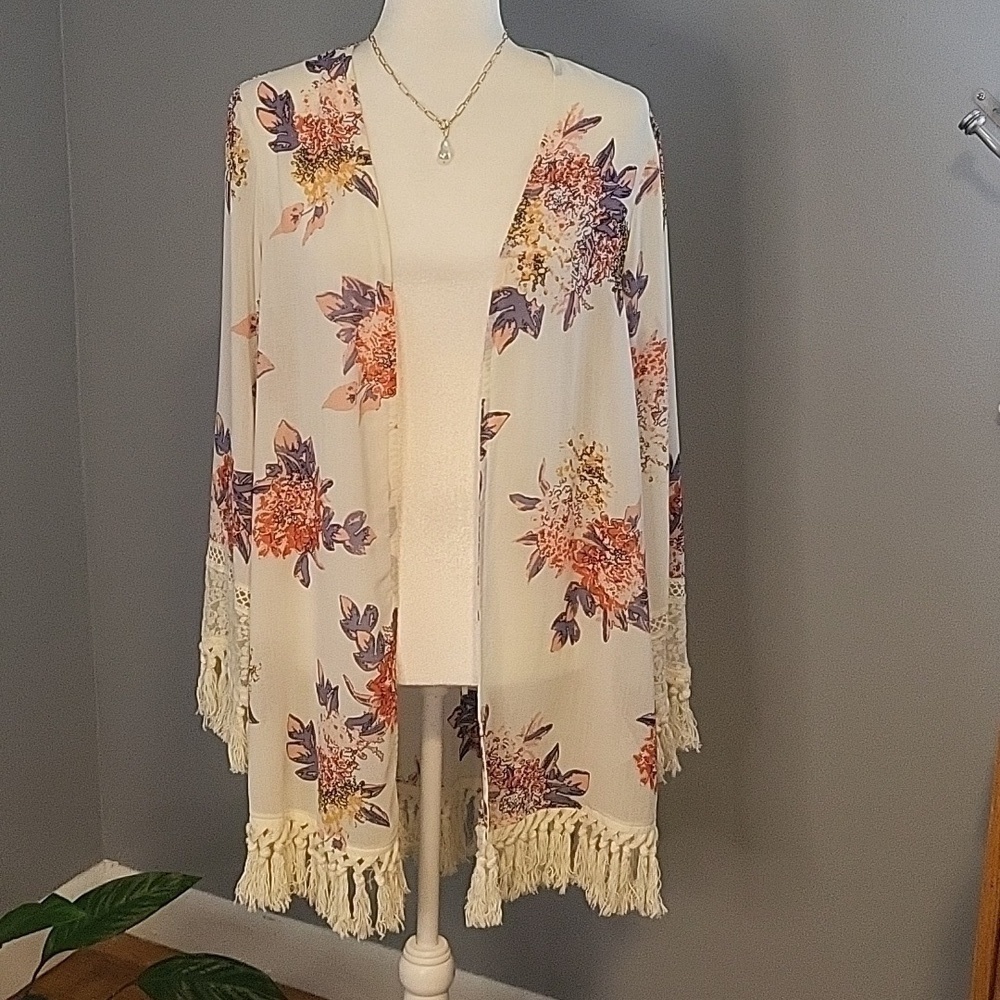 Xhilaration Floral Lace and Tassel Trimmed Bohemian Kimono Cover- Up - Size L